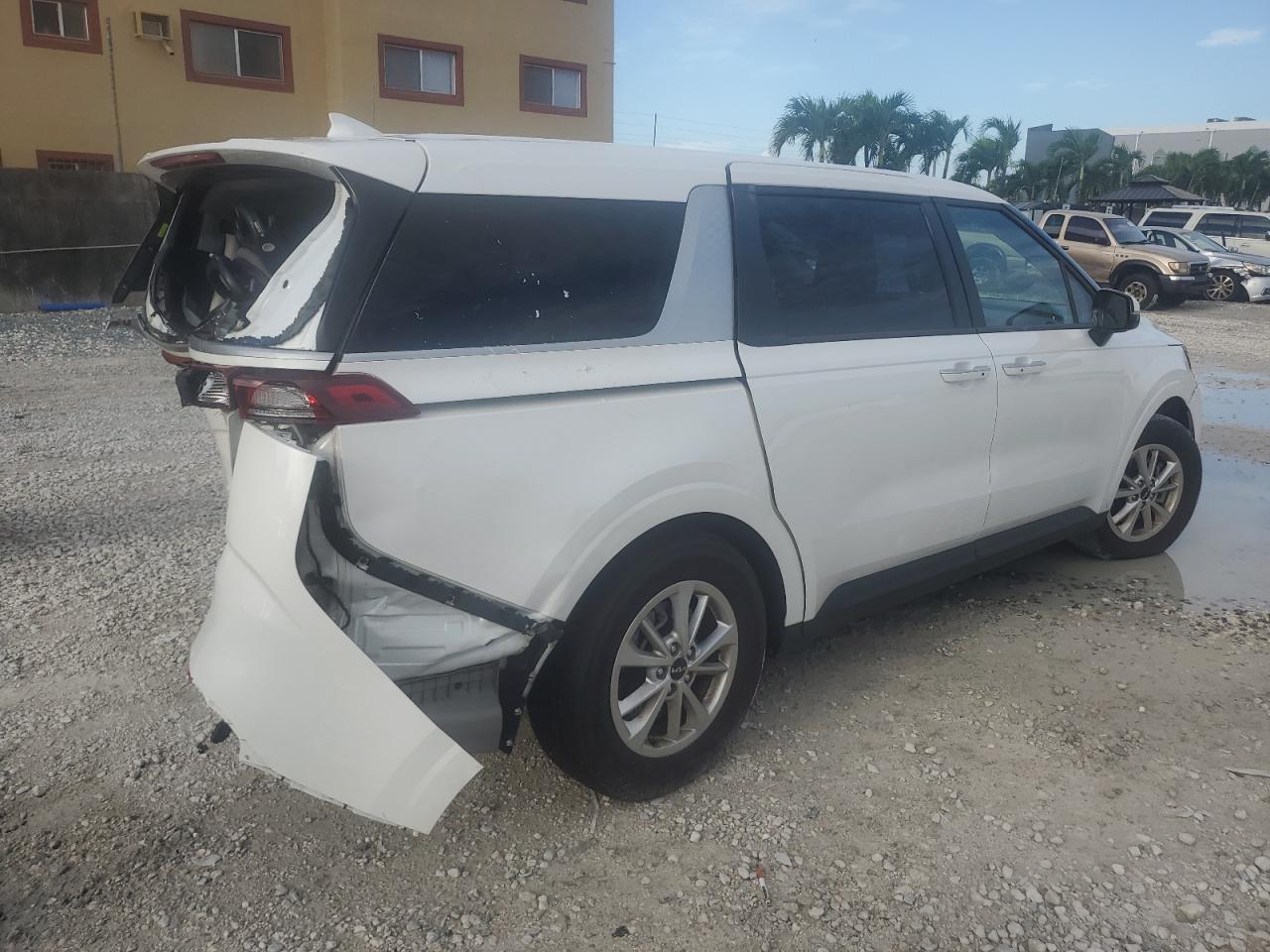 2023 KIA Carnival