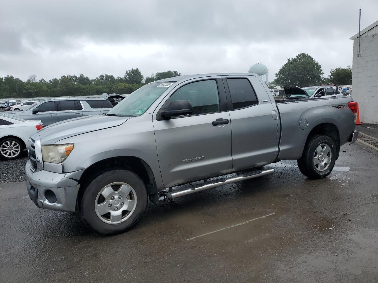 2012 TOYOTA TUNDRA
