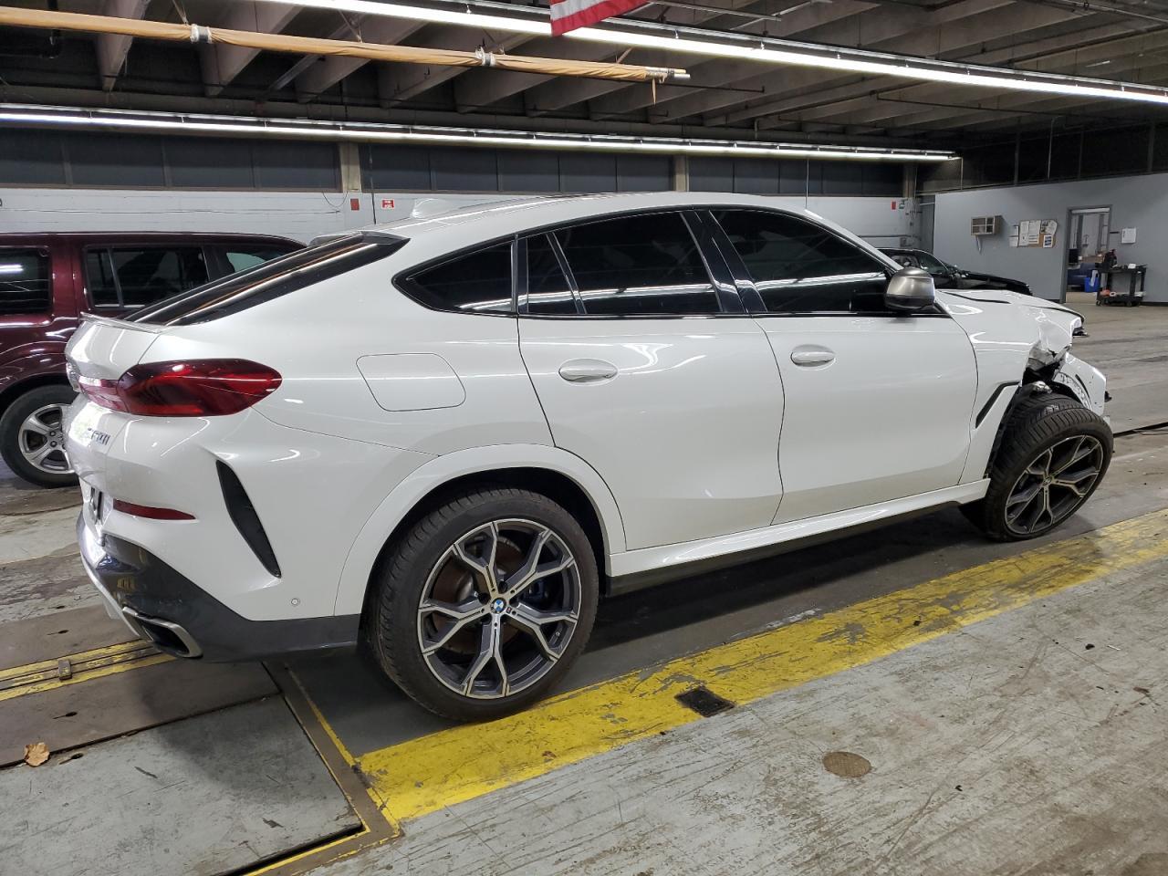 2022 BMW X6