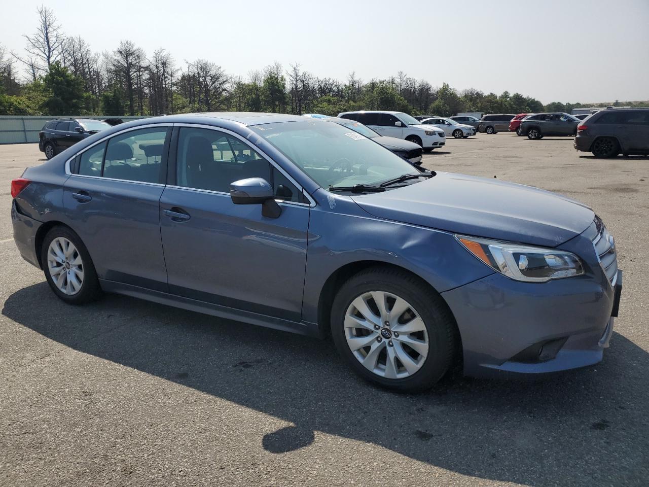 2017 SUBARU Legacy