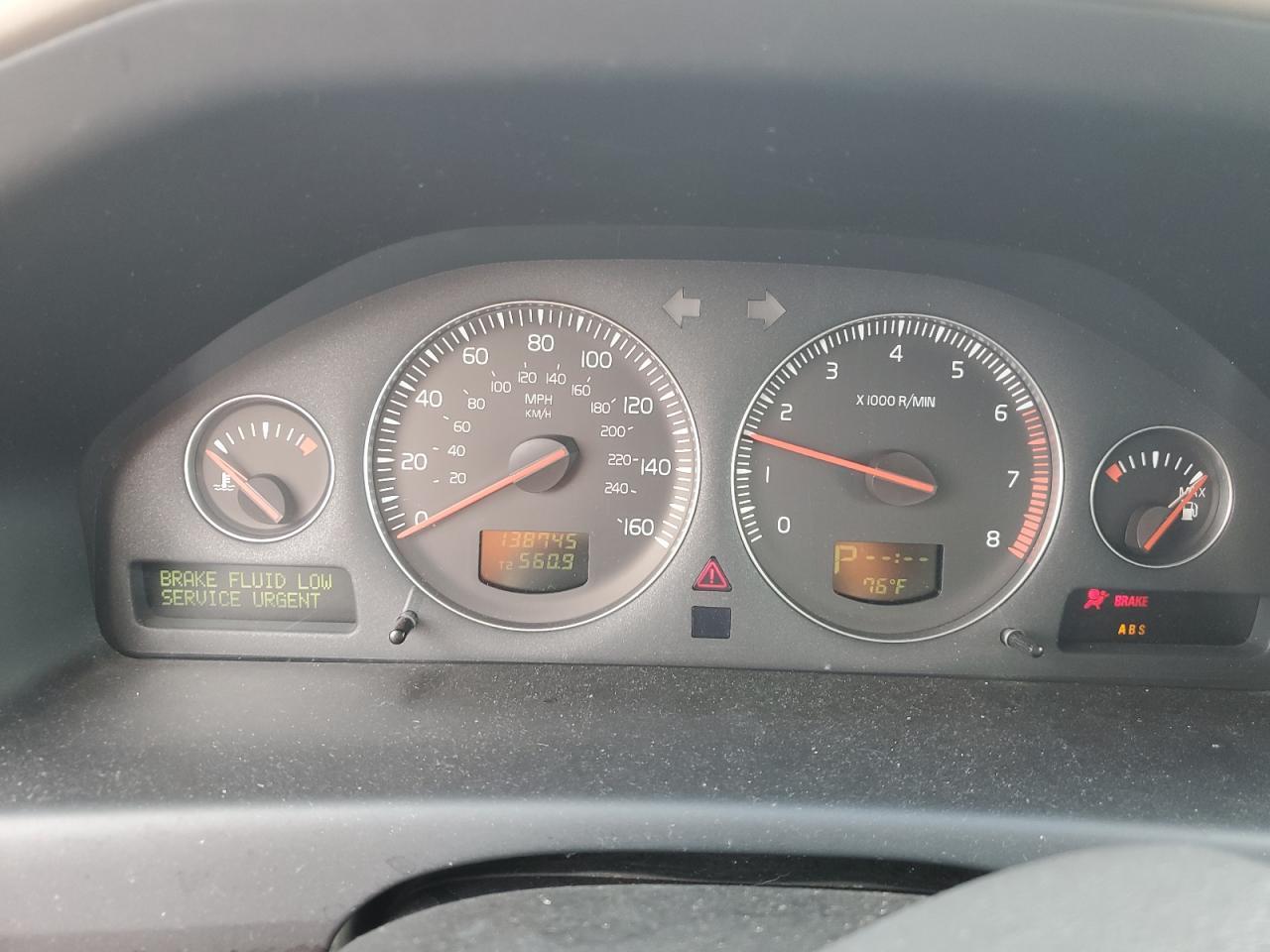 2006 VOLVO XC70