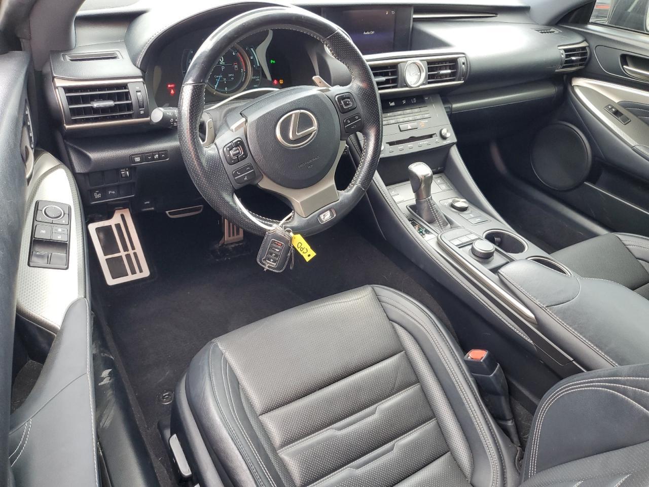 2017 LEXUS RC 200t
