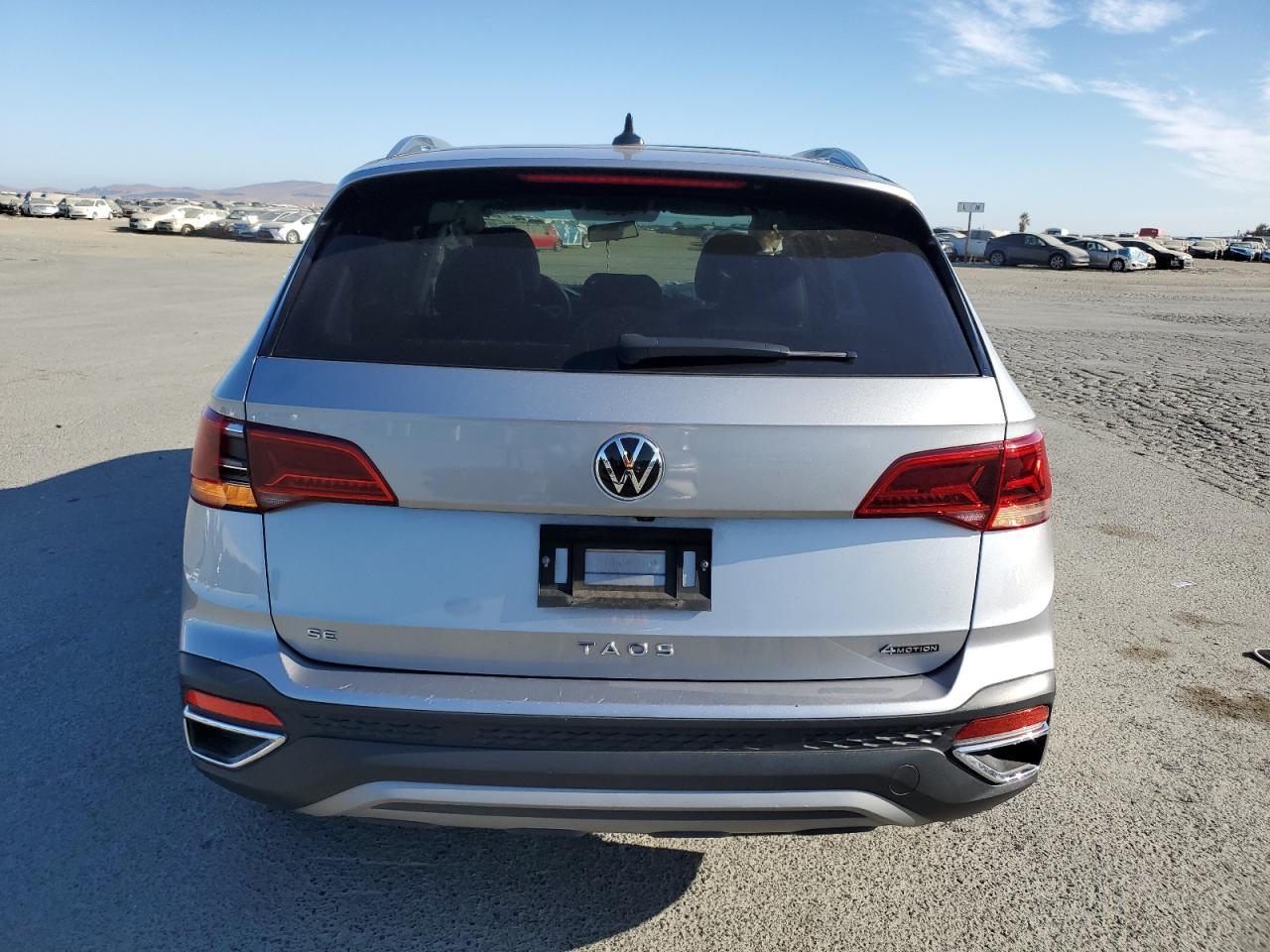 2022 VOLKSWAGEN Taos