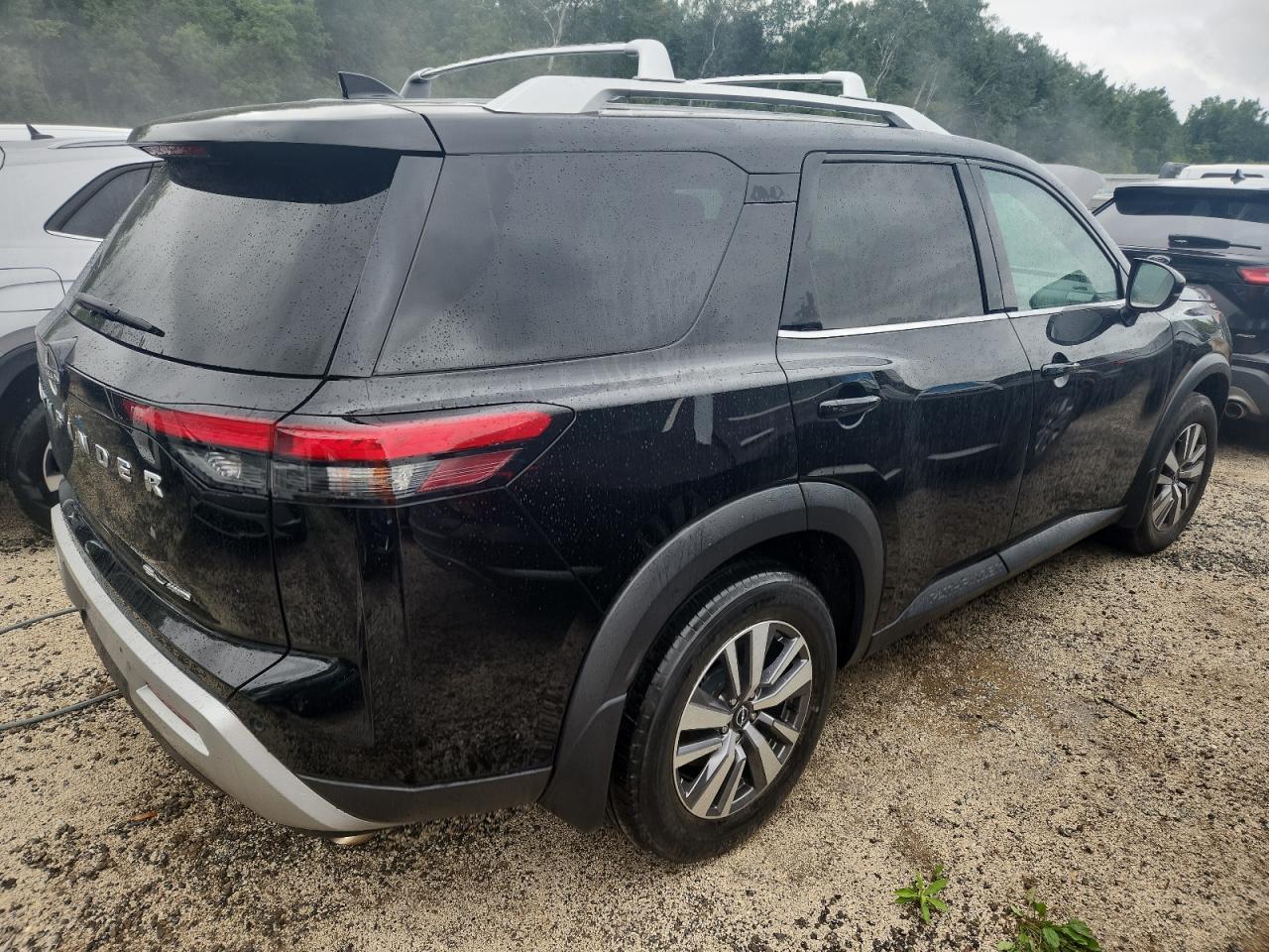 2022 NISSAN PATHFINDER