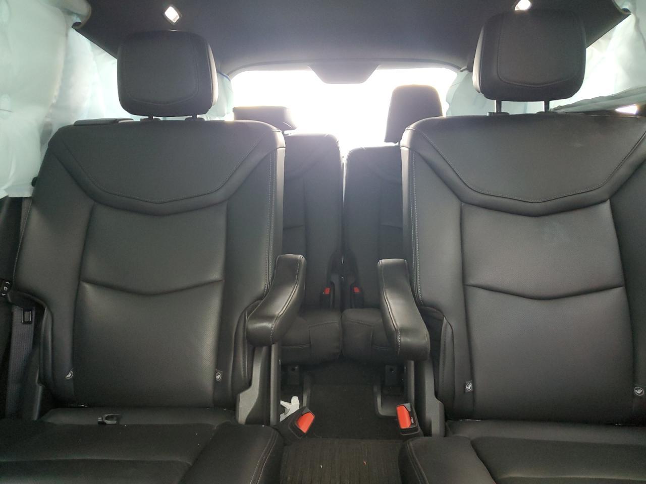 2024 CADILLAC XT6