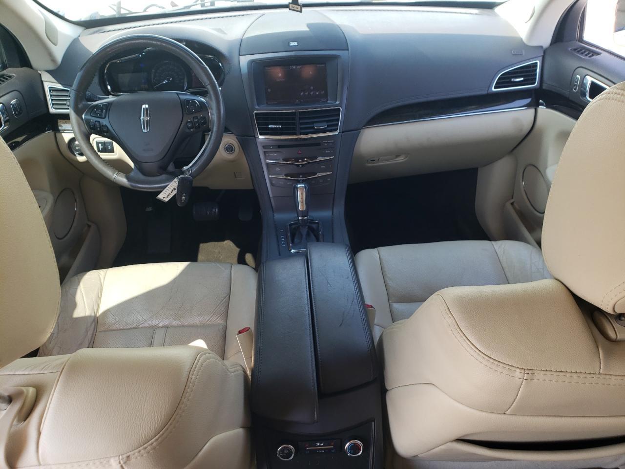 2013 LINCOLN MKT