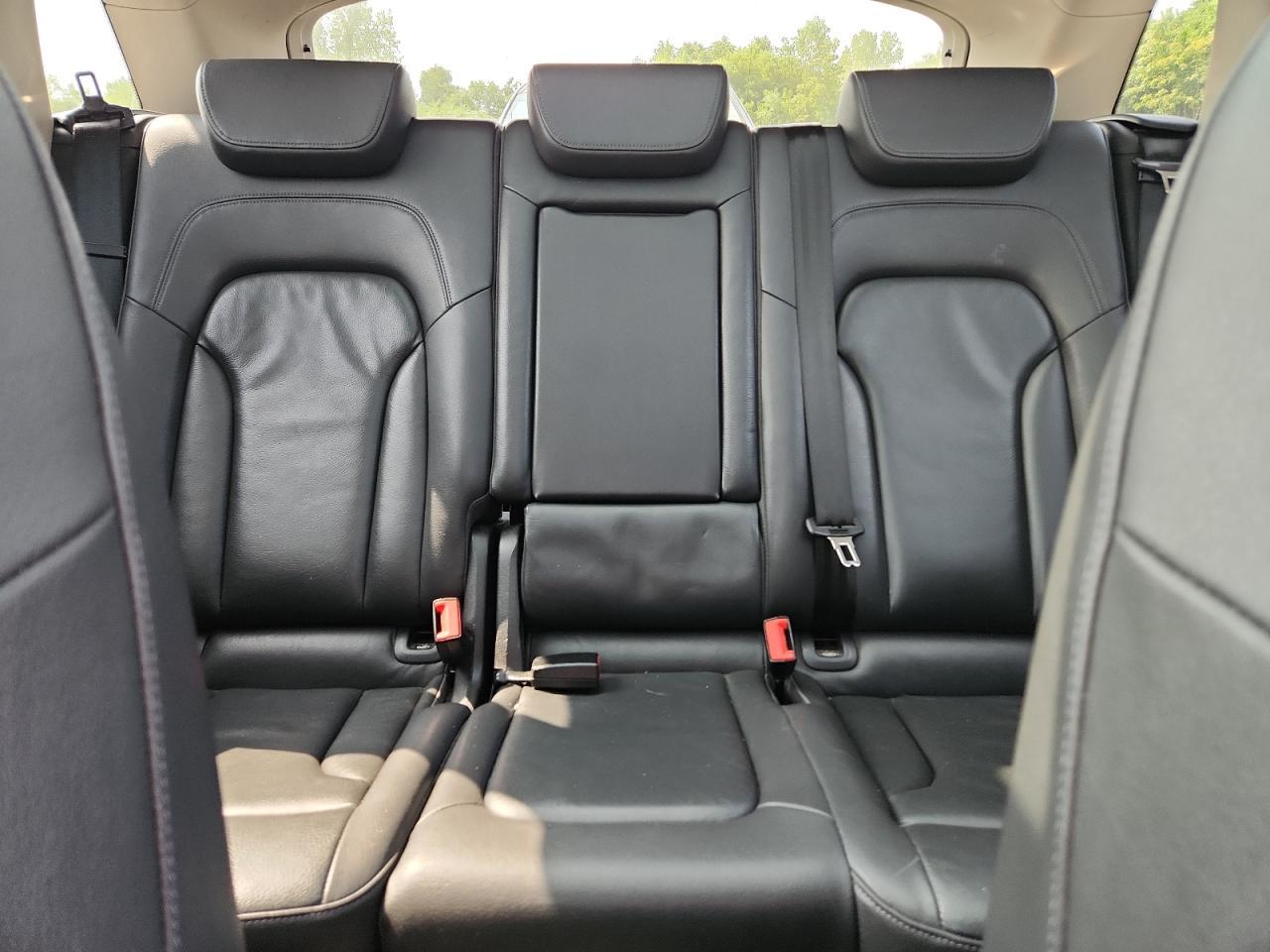 2010 AUDI Q5