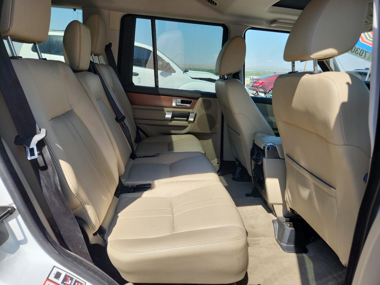 2015 LAND ROVER LR4