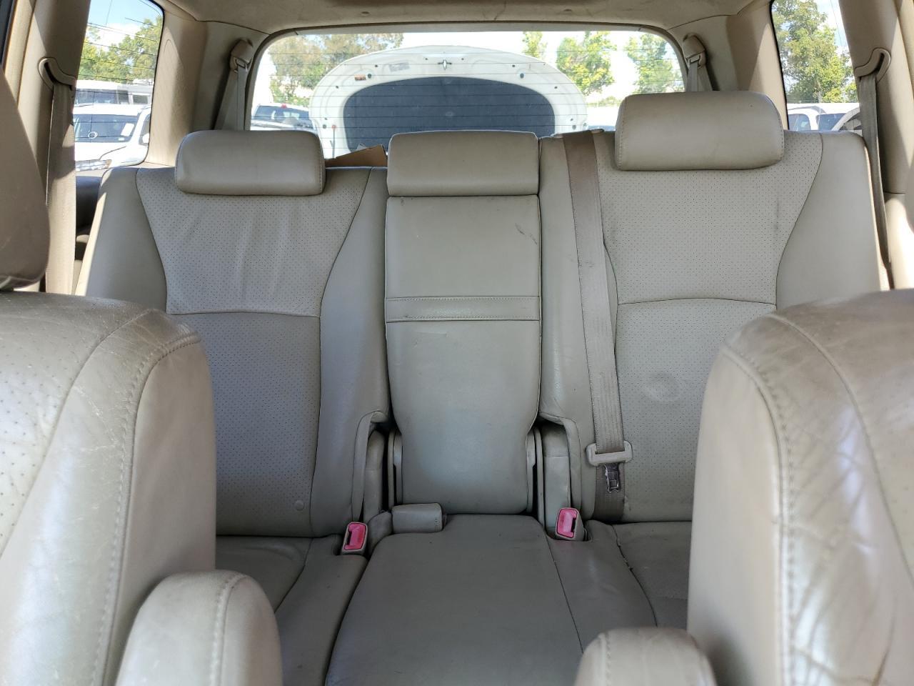 2005 TOYOTA HIGHLANDER