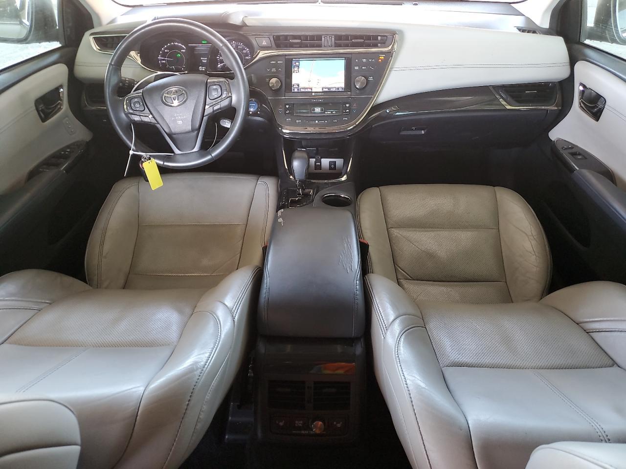 2014 TOYOTA Avalon