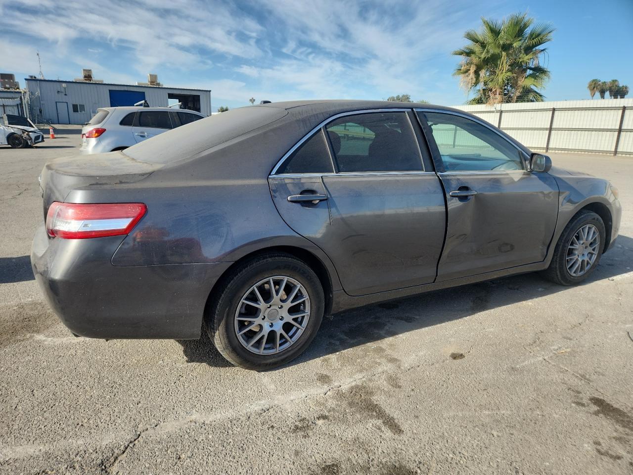2011 TOYOTA CAMRY