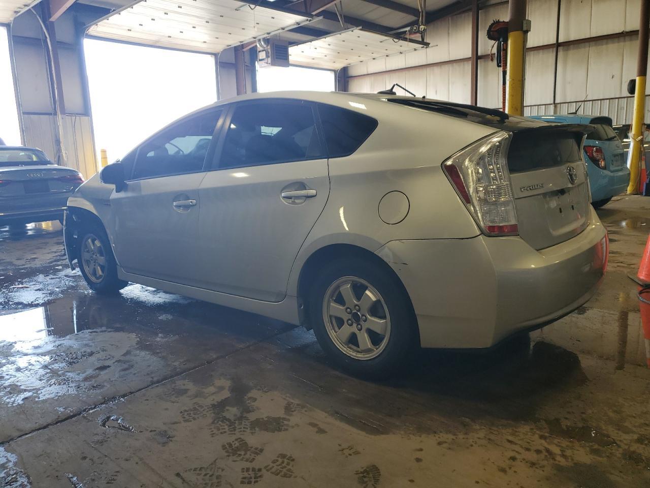 2010 TOYOTA PRIUS
