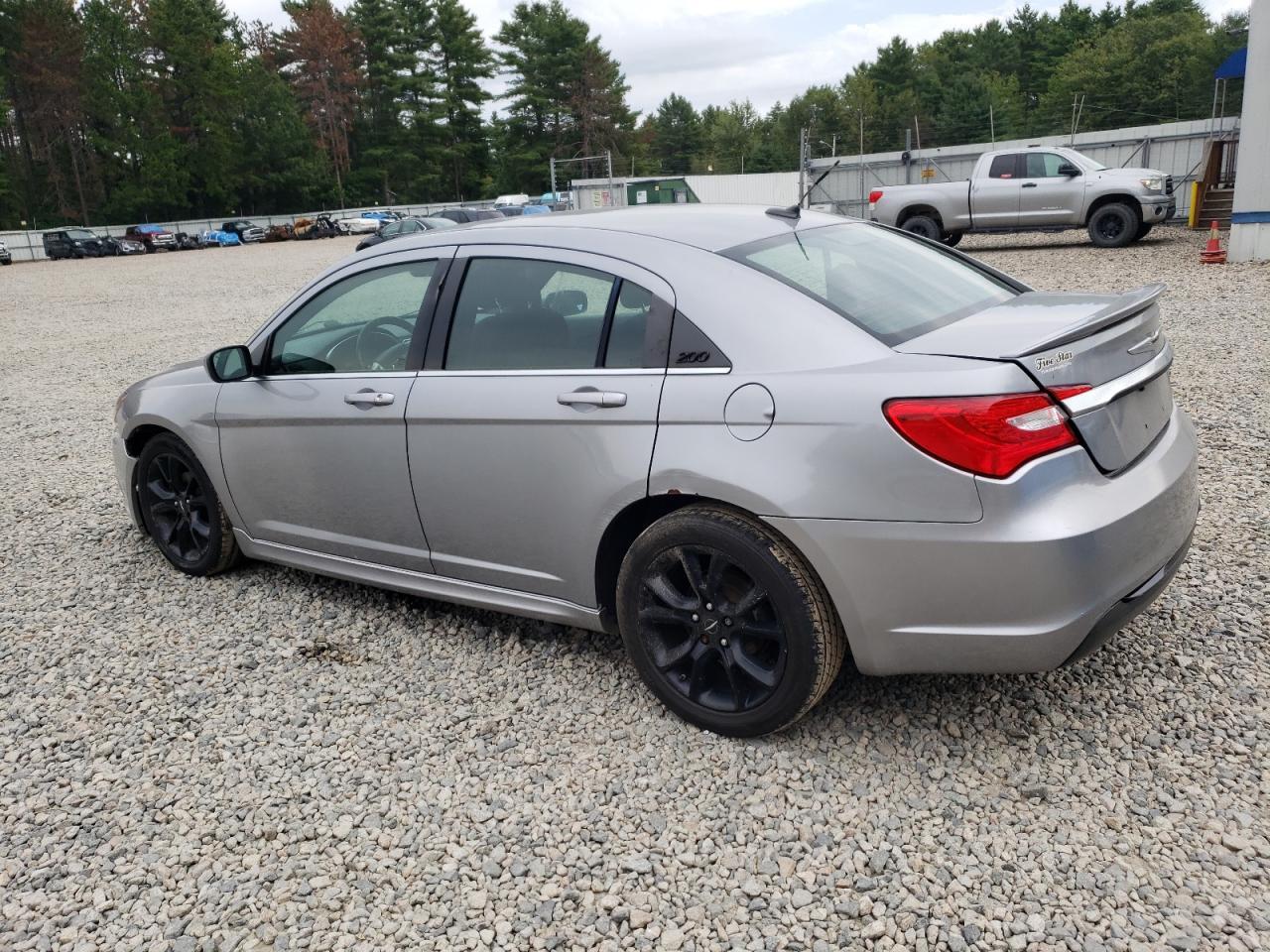 2014 CHRYSLER 200