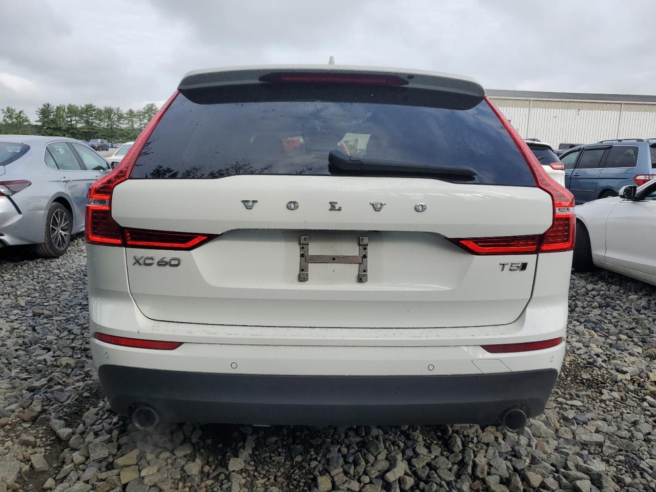 2021 VOLVO XC60