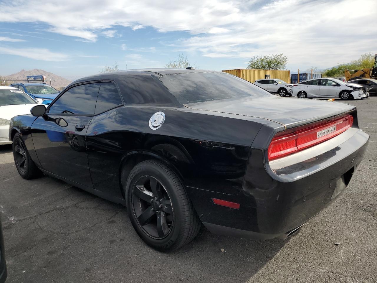 2013 DODGE Challenger