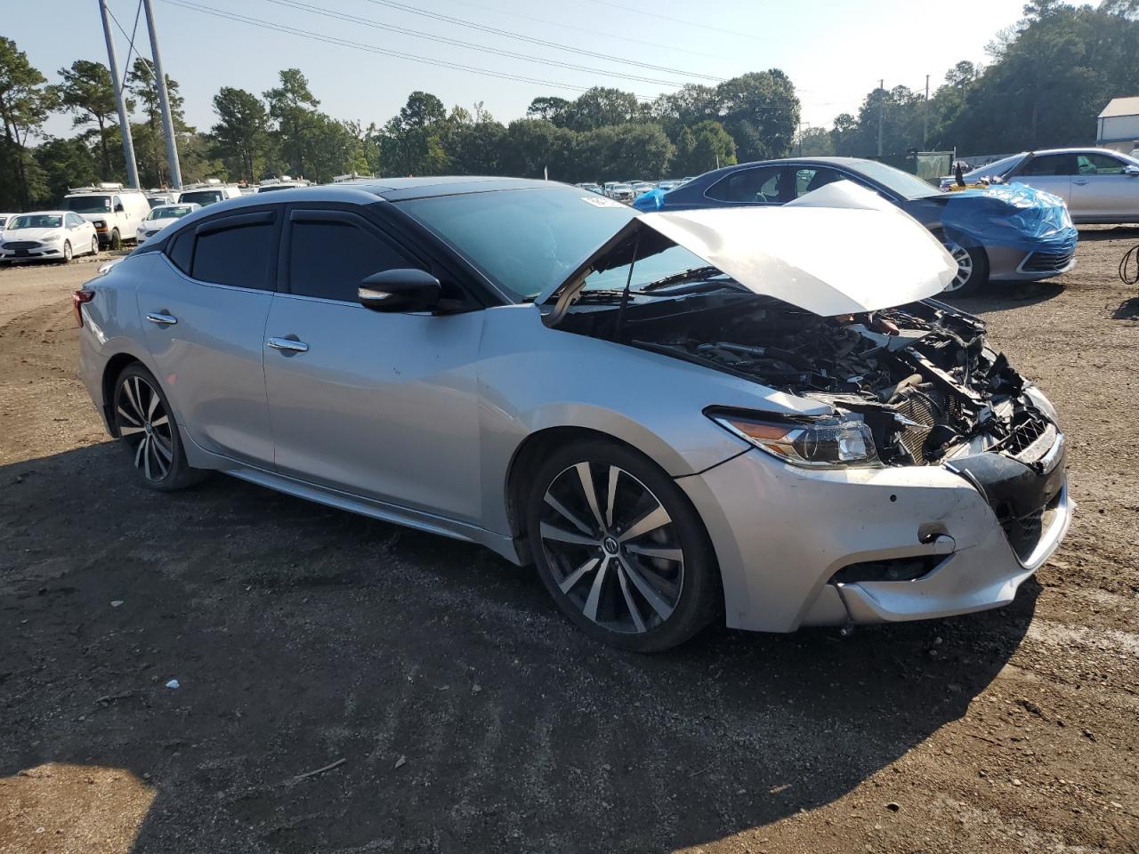 2018 NISSAN Maxima