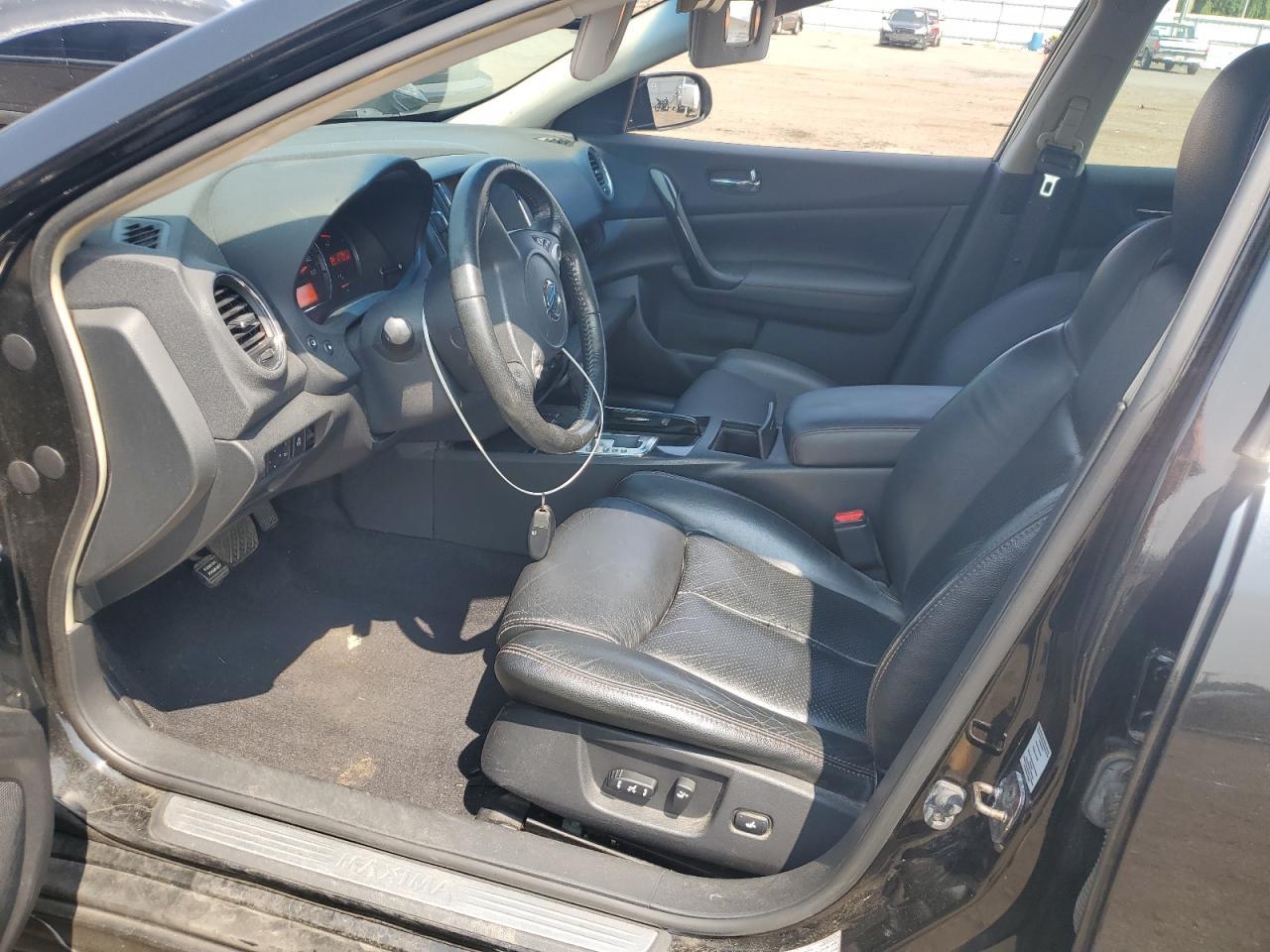 2010 NISSAN Maxima
