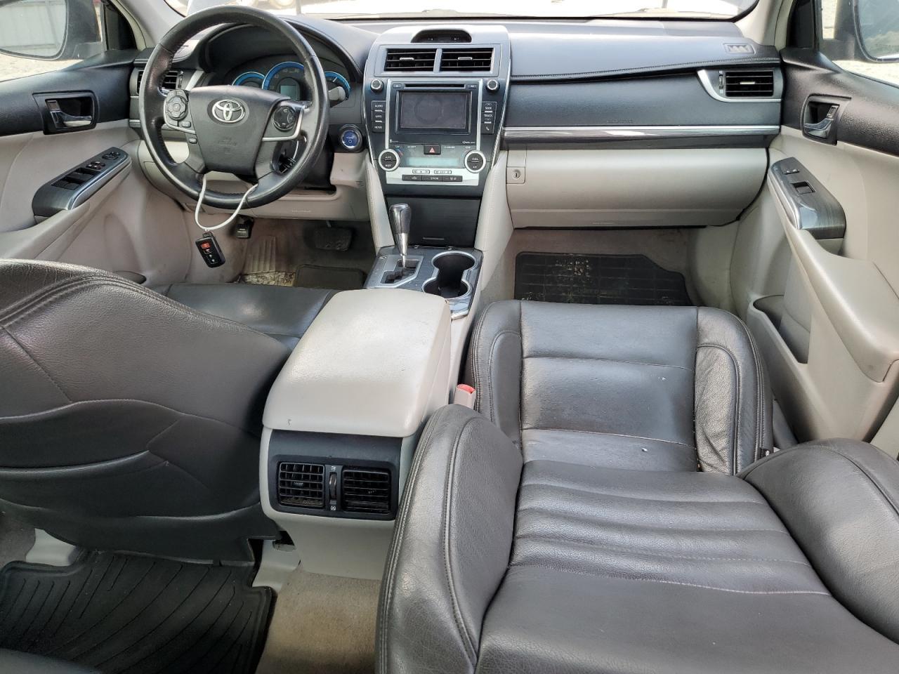 2014 TOYOTA CAMRY