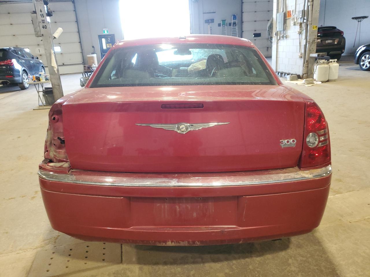 2010 CHRYSLER 300