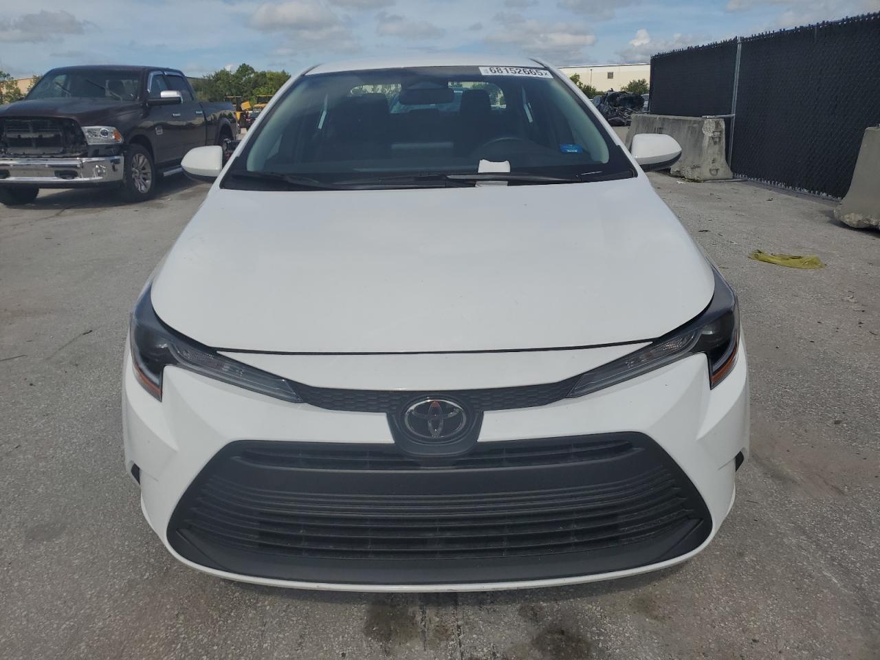 2025 TOYOTA COROLLA