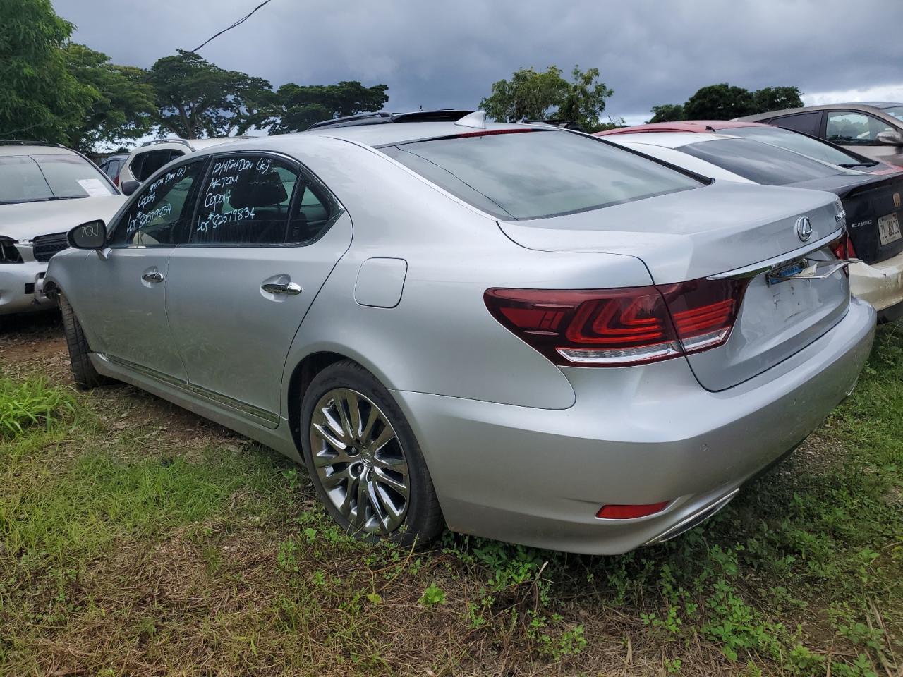 2015 LEXUS LS 460