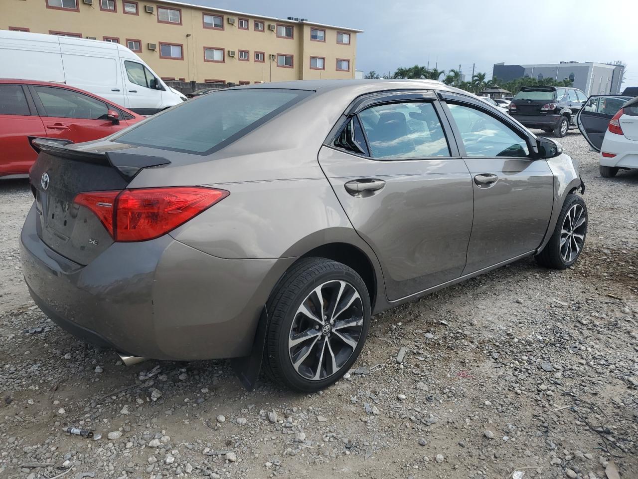 2019 TOYOTA COROLLA