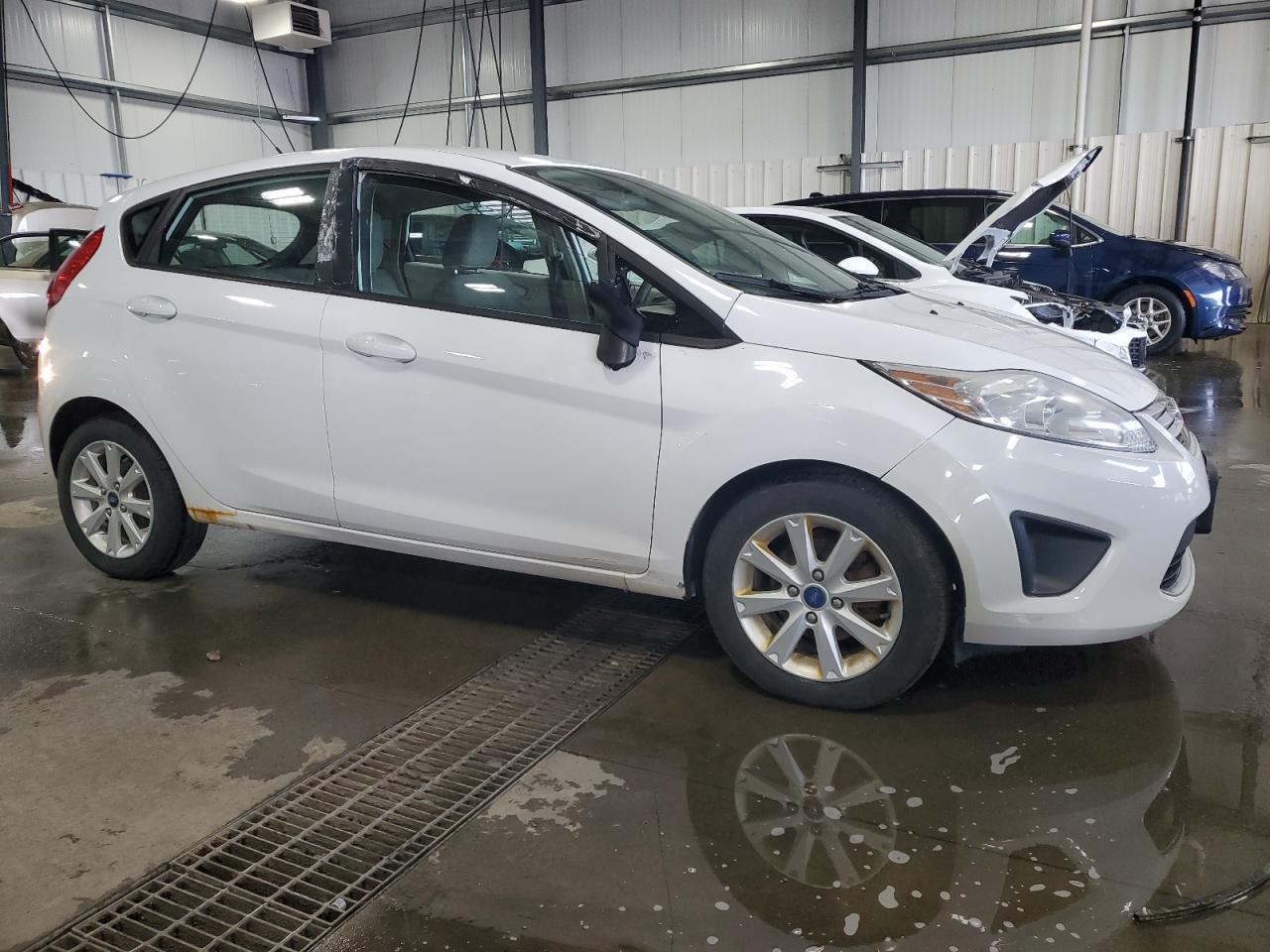 2012 FORD Fiesta