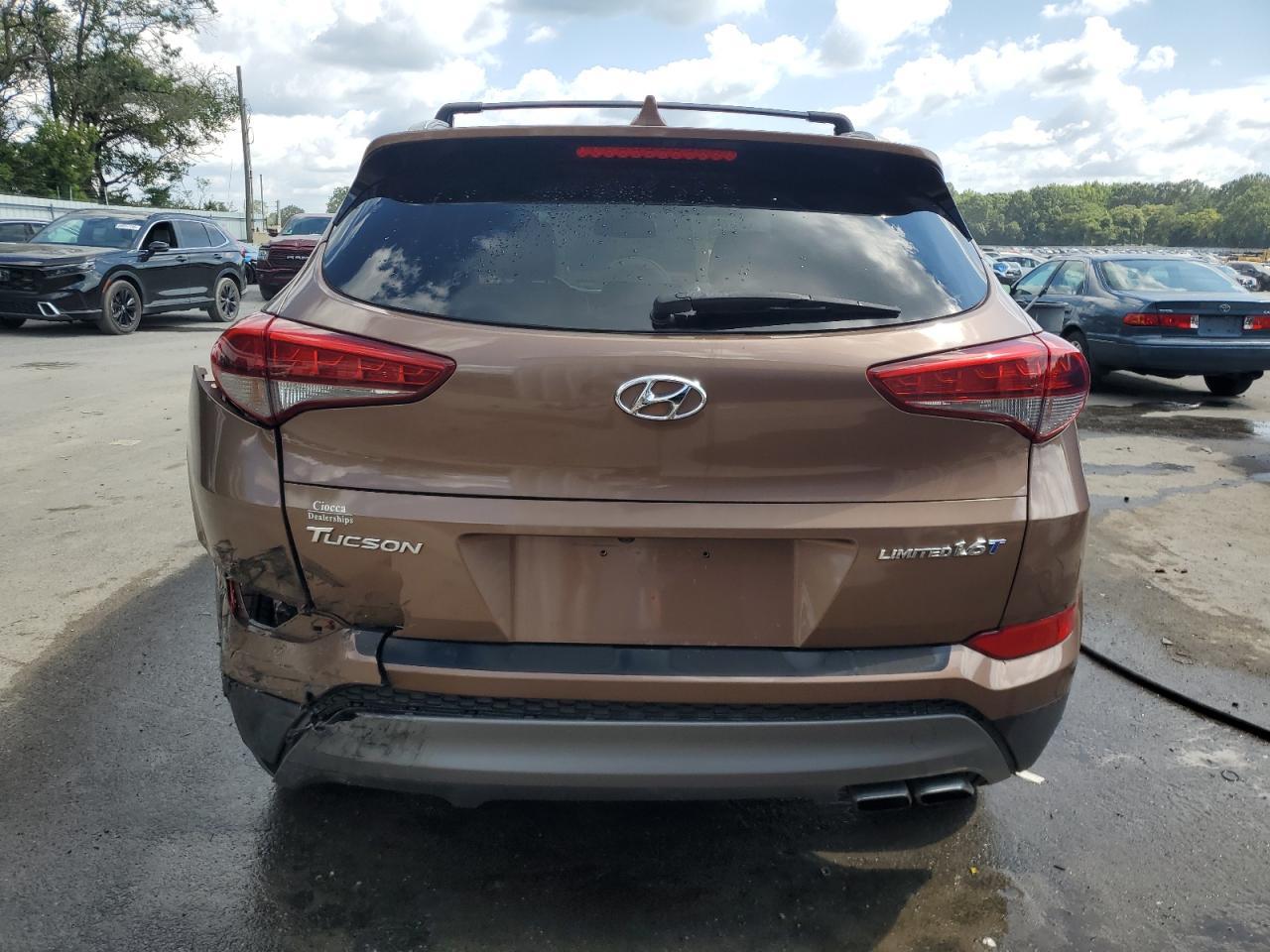 2016 HYUNDAI TUCSON
