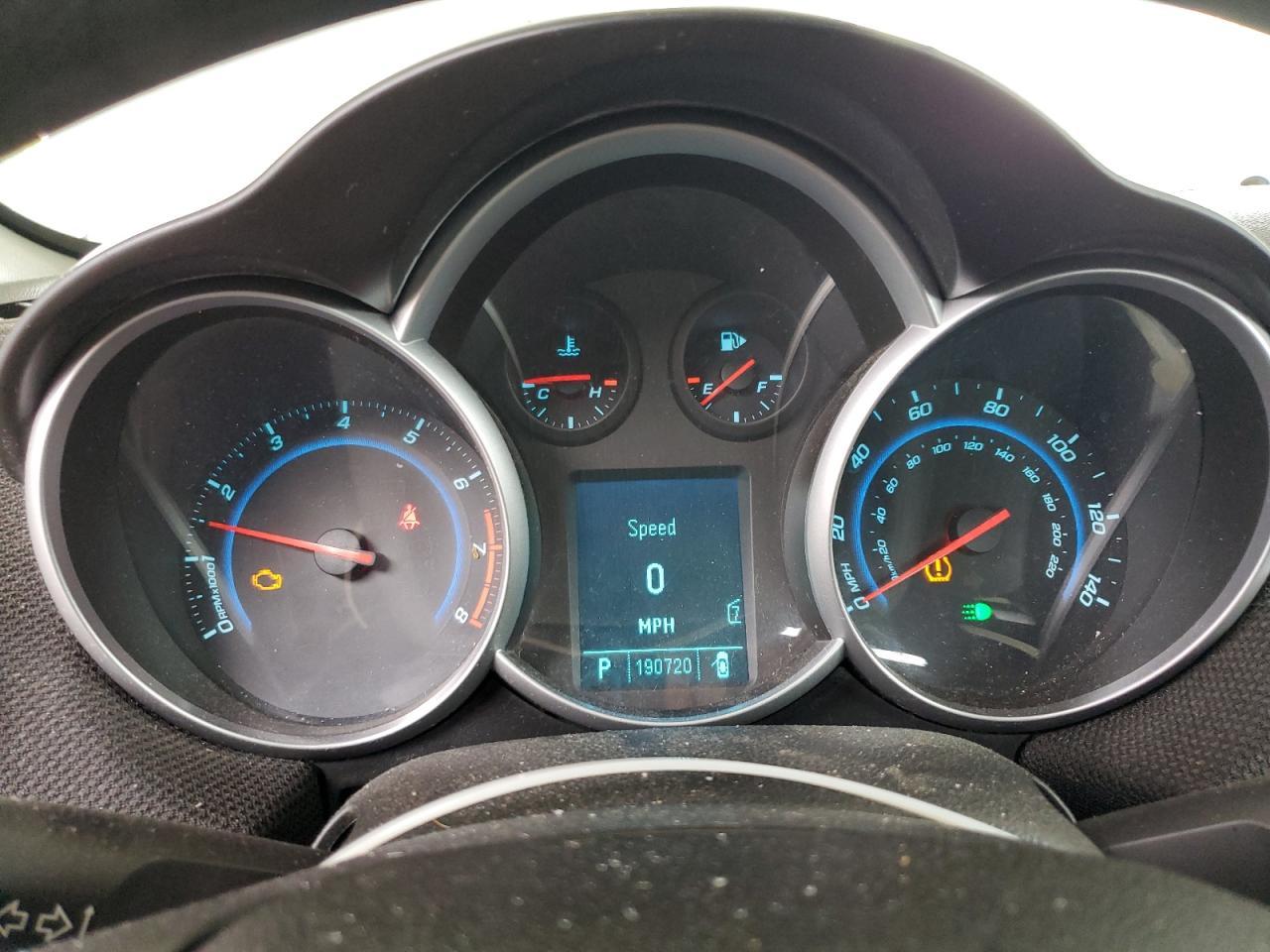 2011 CHEVROLET CRUZE