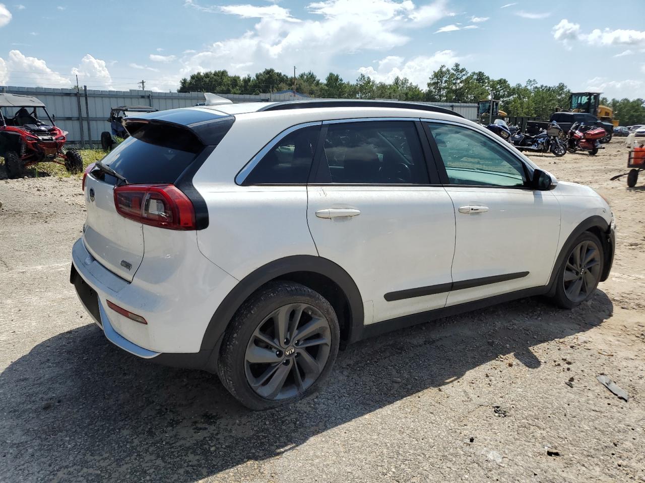 2017 KIA Niro