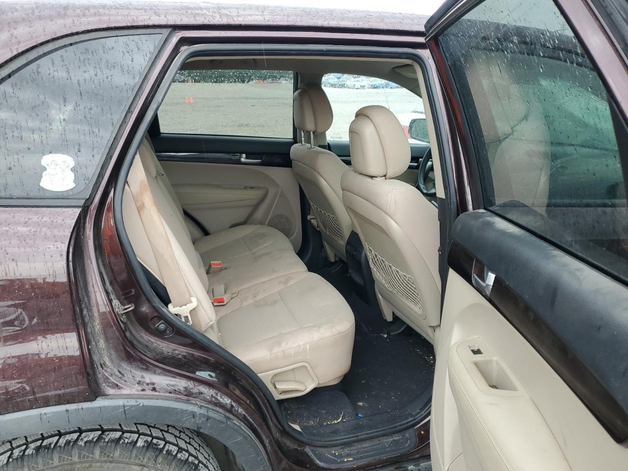 2014 KIA SORENTO