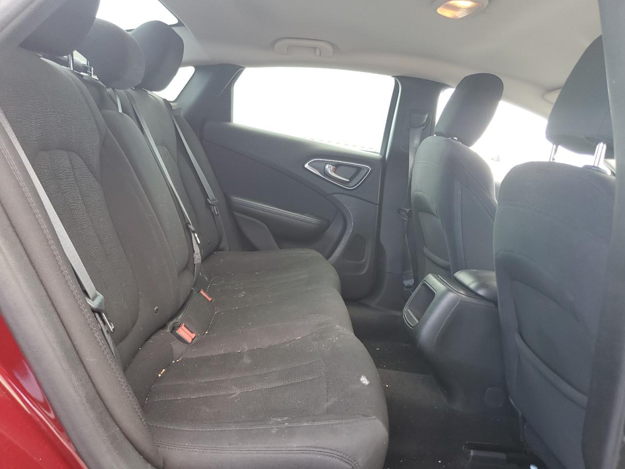2015 CHRYSLER 200