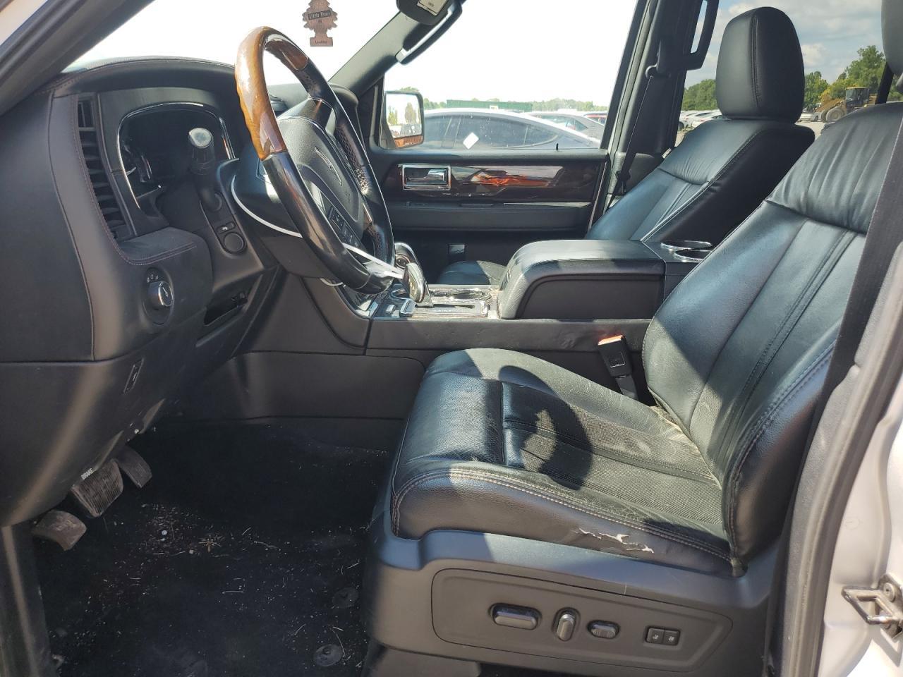2016 LINCOLN Navigator