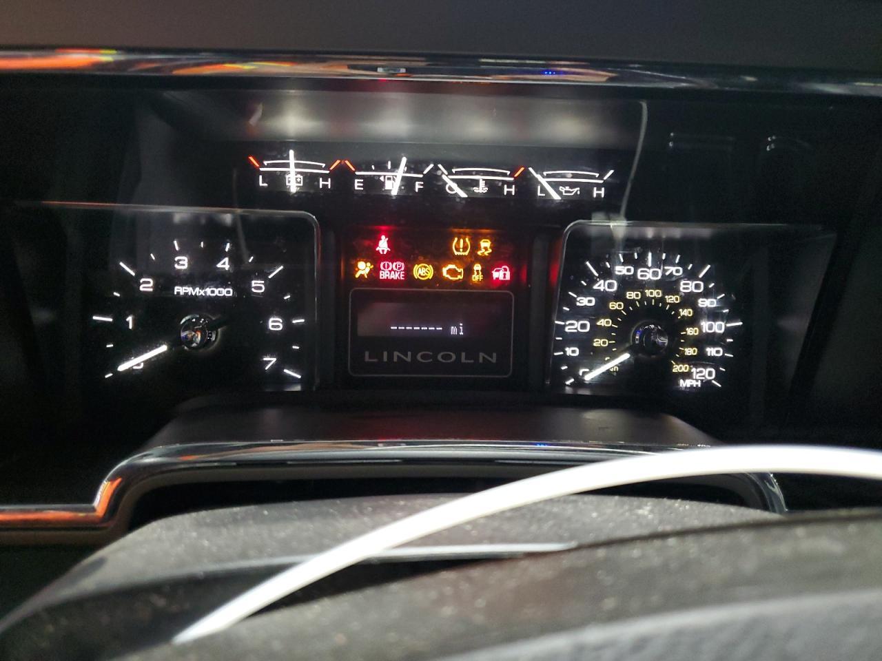2014 LINCOLN Navigator