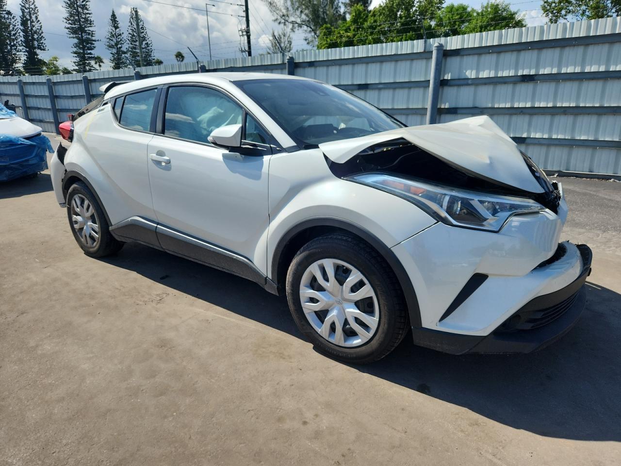 2019 TOYOTA C-HR