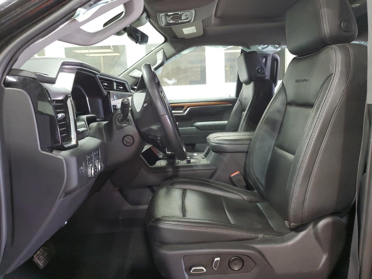 2023 GMC Sierra