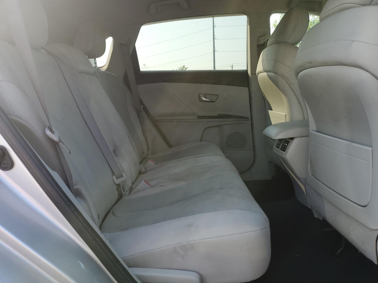 2010 TOYOTA VENZA