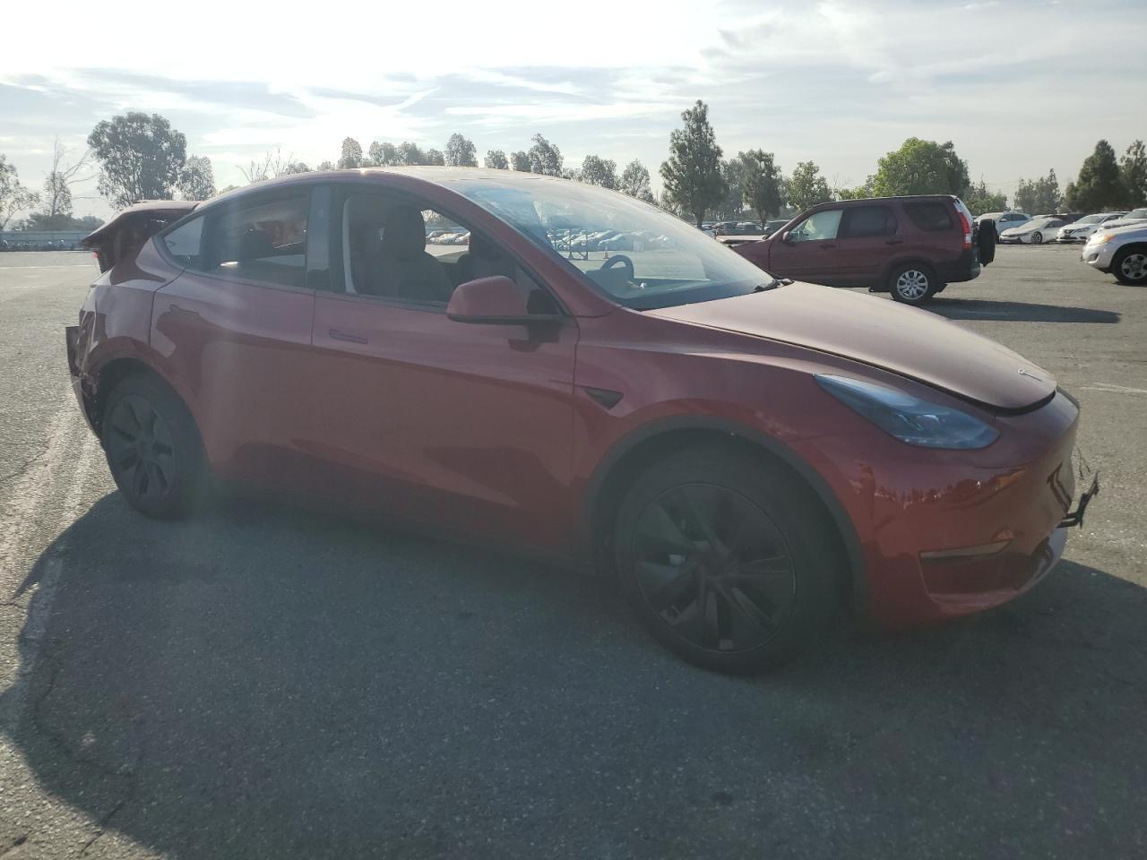 2025 TESLA MODEL Y