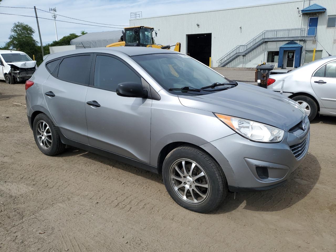 2010 HYUNDAI TUCSON