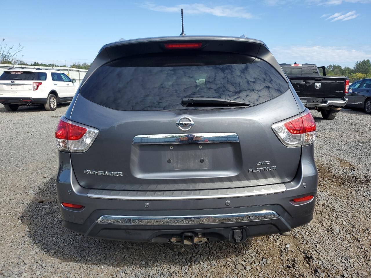 2016 NISSAN PATHFINDER