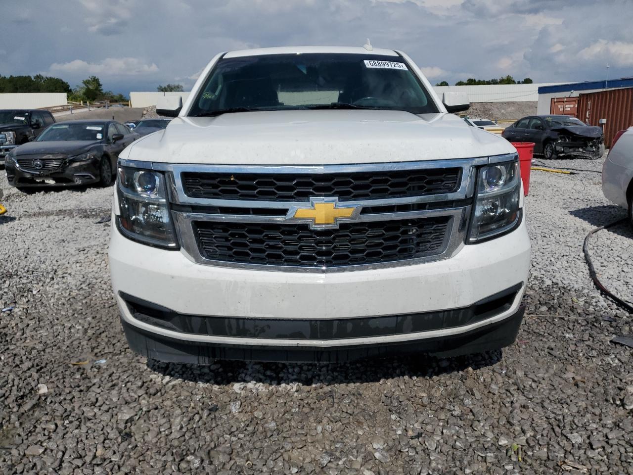 2016 CHEVROLET Suburban