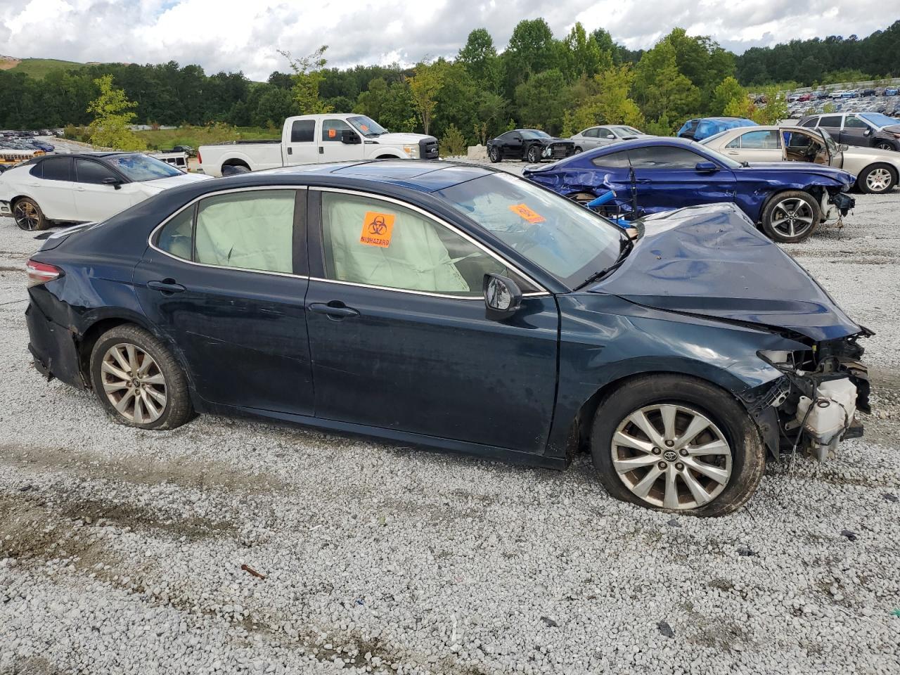 2018 TOYOTA CAMRY