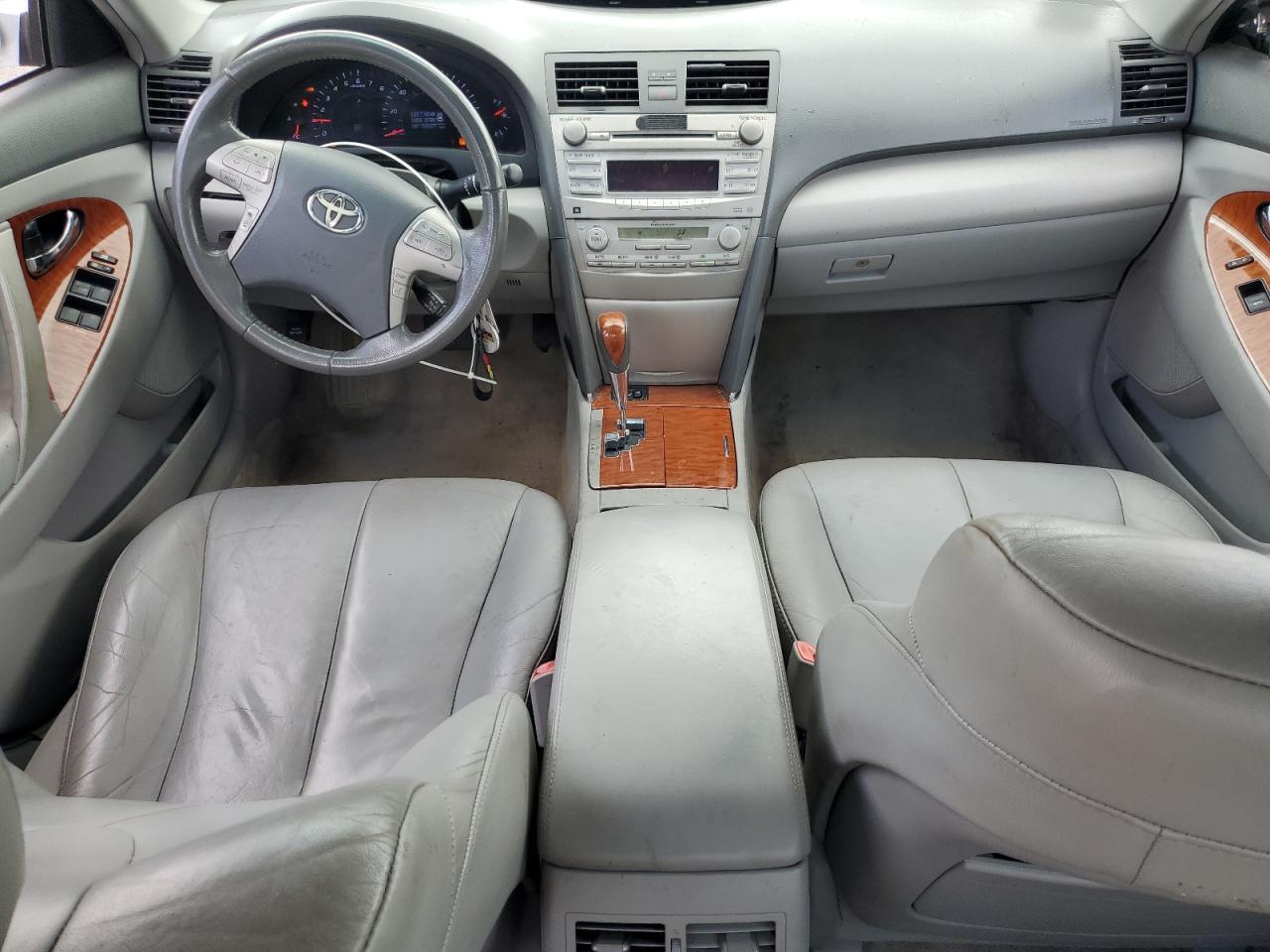 2011 TOYOTA CAMRY