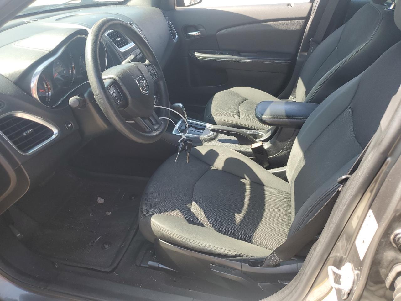 2013 DODGE Avenger