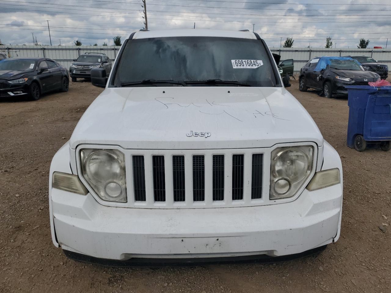 2012 JEEP Liberty