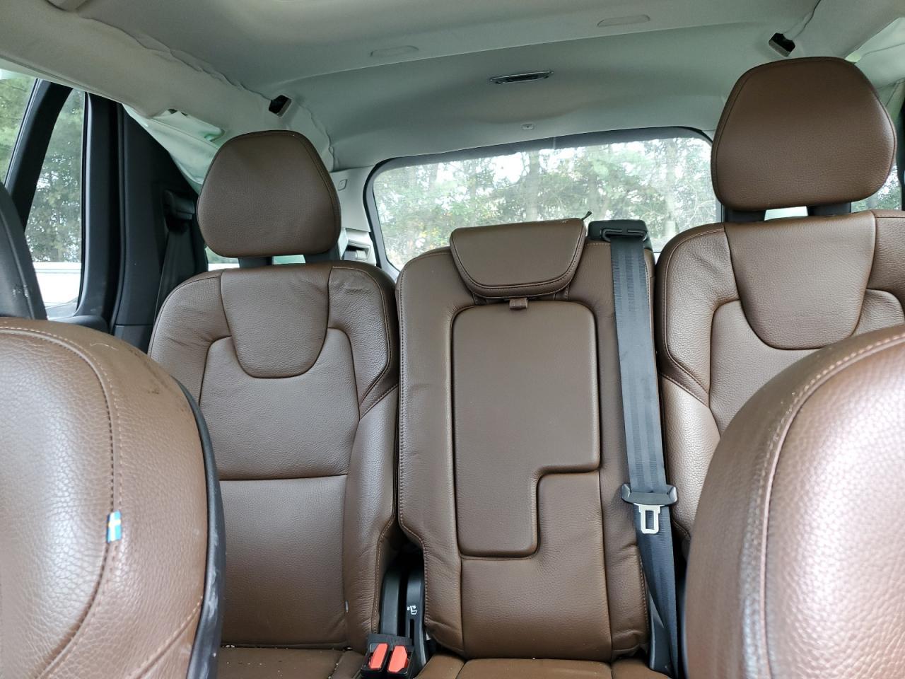 2020 VOLVO XC90