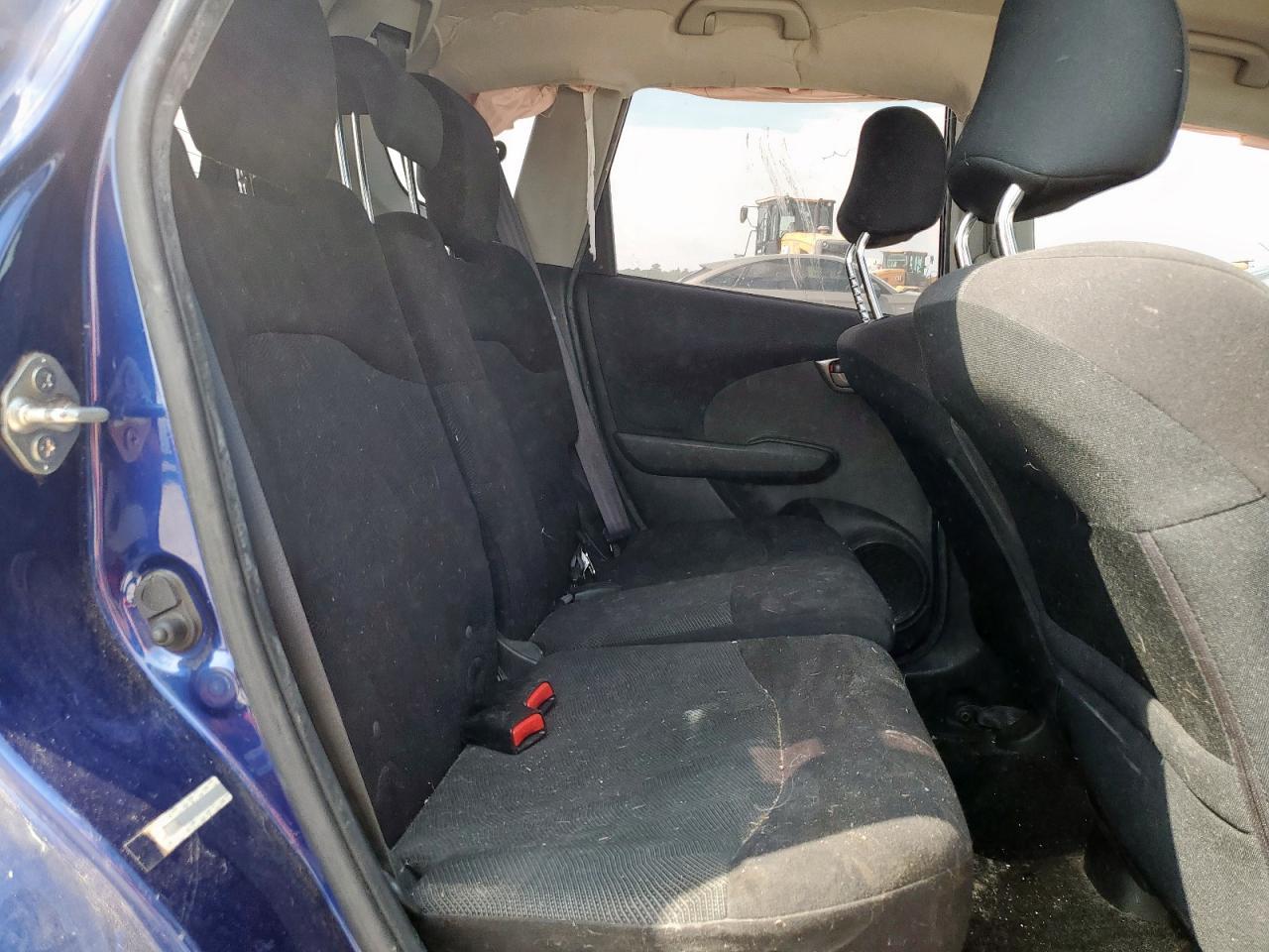 2011 HONDA FIT