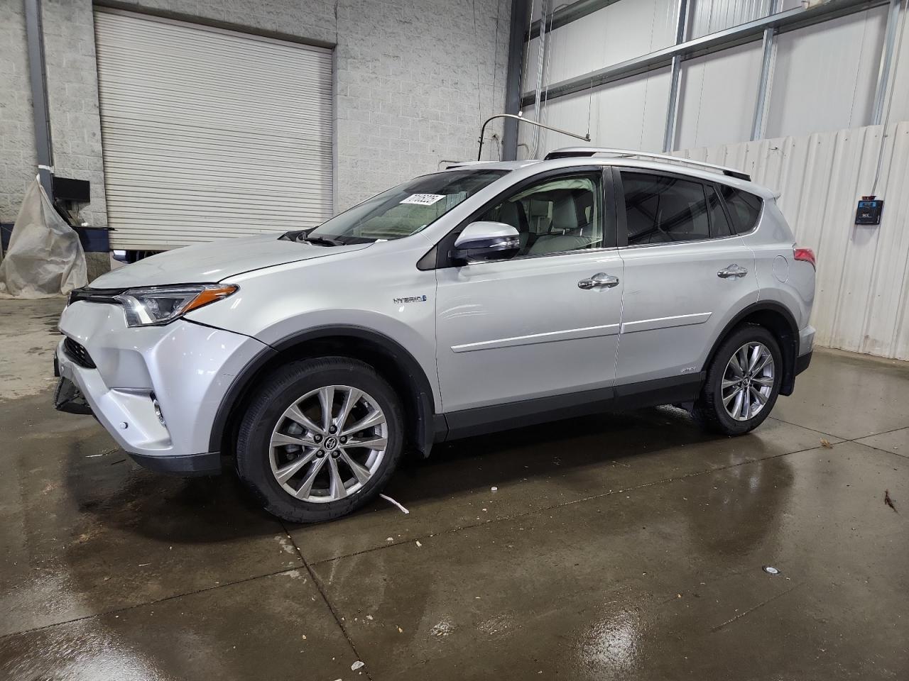 2016 TOYOTA RAV4