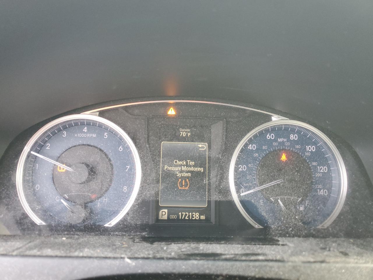2016 TOYOTA CAMRY