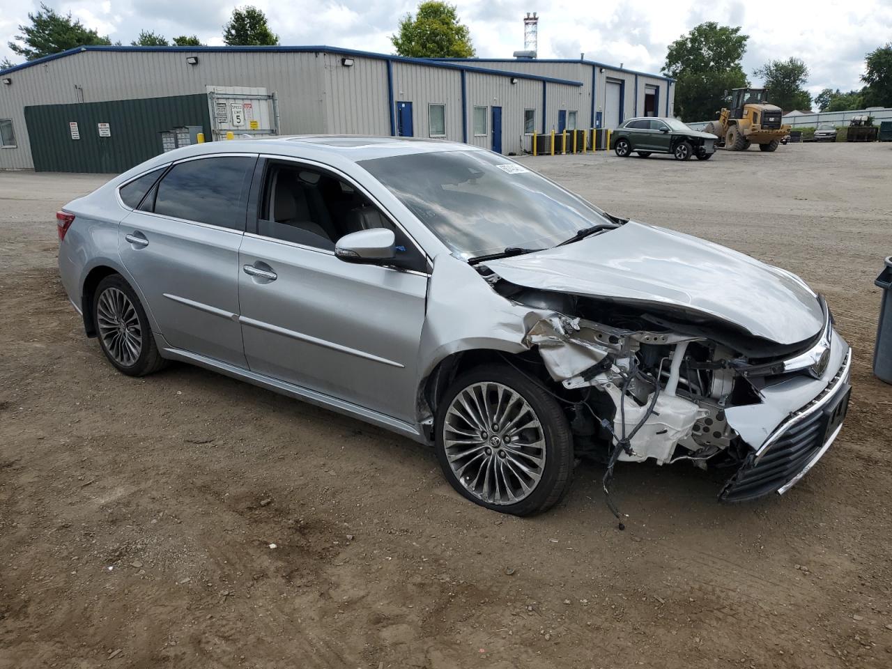 2016 TOYOTA Avalon